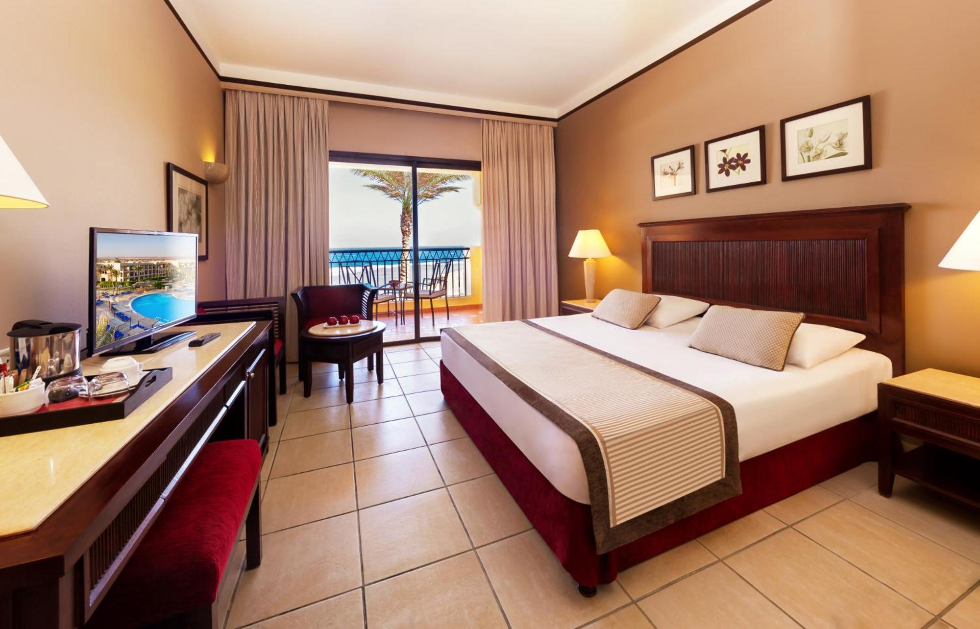 Jaz Lamaya Resort Coraya Bay Exterior photo
