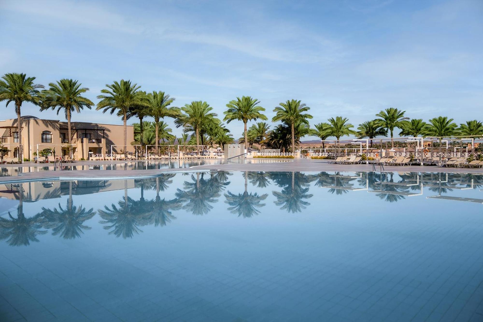 Jaz Lamaya Resort Coraya Bay Exterior photo